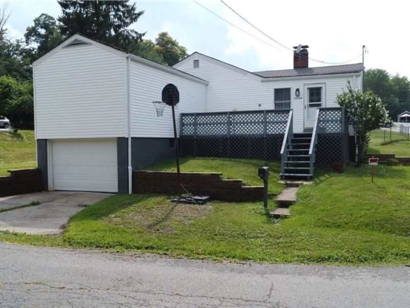 103 Jefferson Street, Saint Clairsville, OH 43950 Photo 1