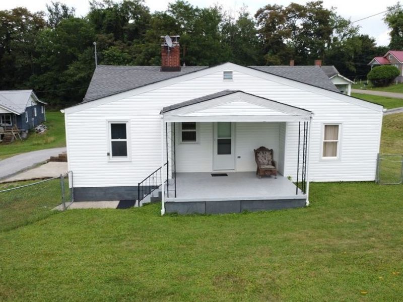 103 Jefferson Street, Saint Clairsville, OH 43950 Photo 12