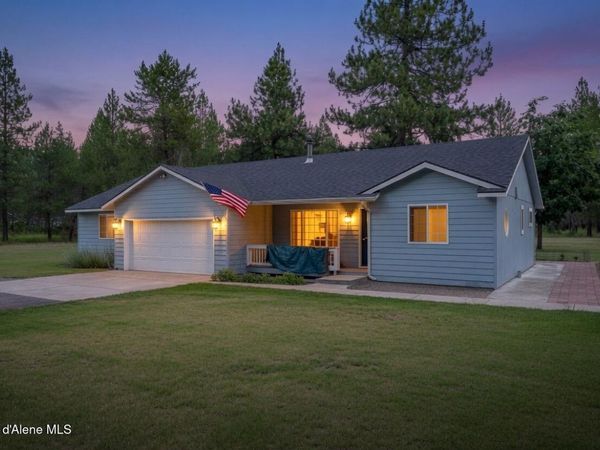 25730 N Edwards RD , Rathdrum, ID 83858