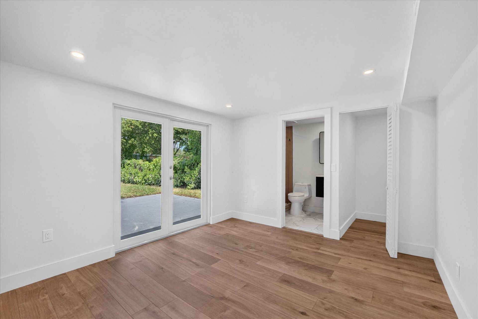 1645 NW 121st Street, North Miami, FL 33167 Photo