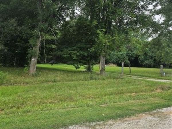 186 1871st Road, Kingsville, MO 64061