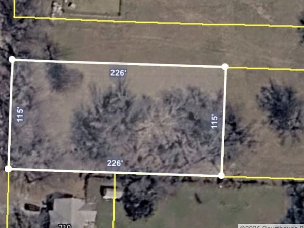 000 N High Street , Unit Lot 33 & 3, Stockton, MO 65785