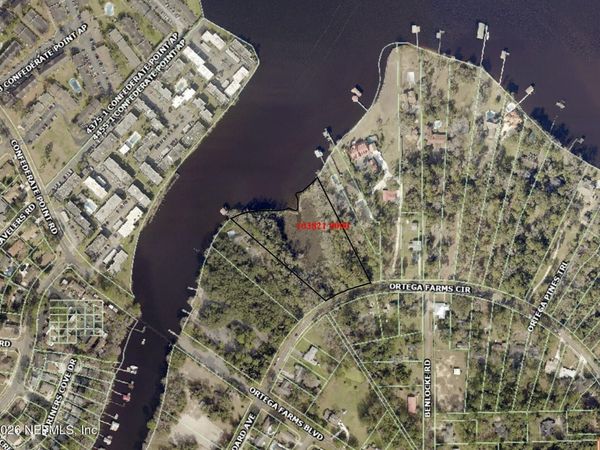 4317 ORTEGA FARMS Circle, Jacksonville, FL 32210