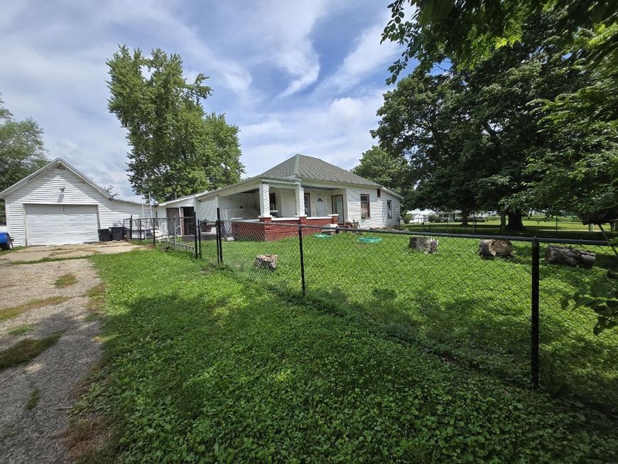 Main Photo