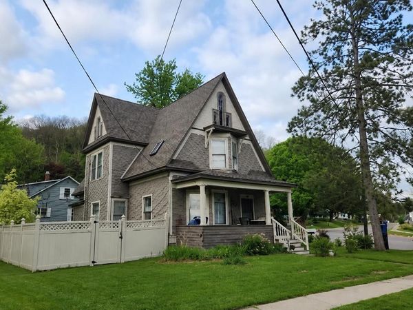 776 E Haseltine STREET, Richland Center, WI 53581