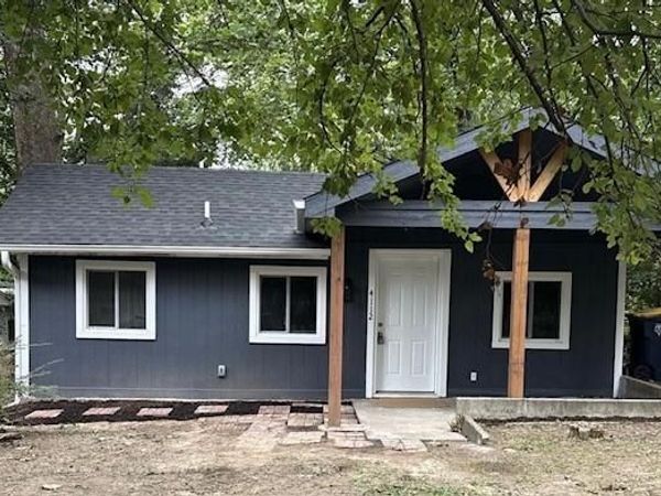 4112 N Mersington Avenue, Kansas City, MO 64117