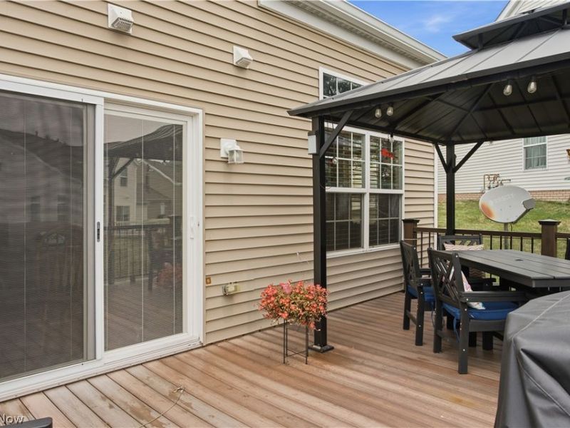 8585 Mandell Drive, Macedonia, OH 44056 Photo 22
