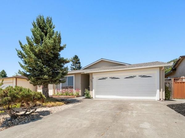 829 Almond Drive , Watsonville, CA 95076
