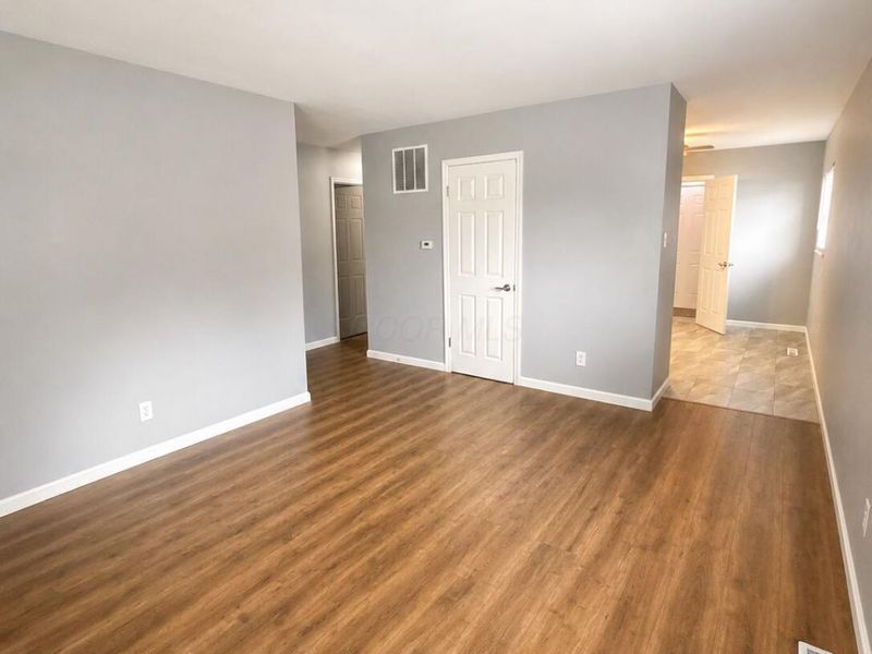 3049 Durham Drive , Columbus, OH 43207 Photo 4