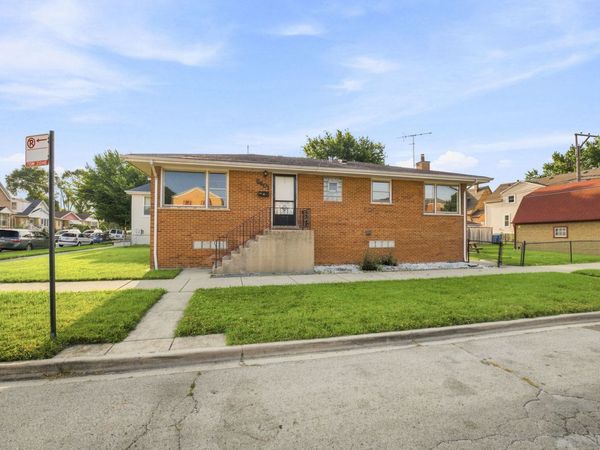 5401 S Millard Avenue , Chicago, IL 60632