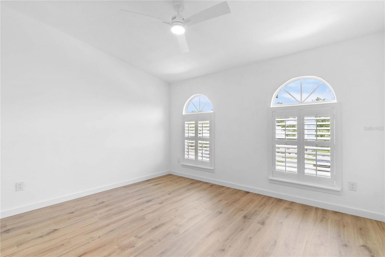 8711 Cobbler Place , Tampa, FL 33615 Photo