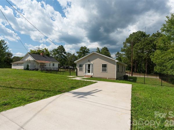 724 Webber Avenue , Chester, SC 29706