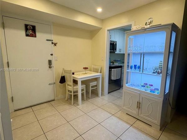 5050 NW 7th St , Unit 309, Miami, FL 33126