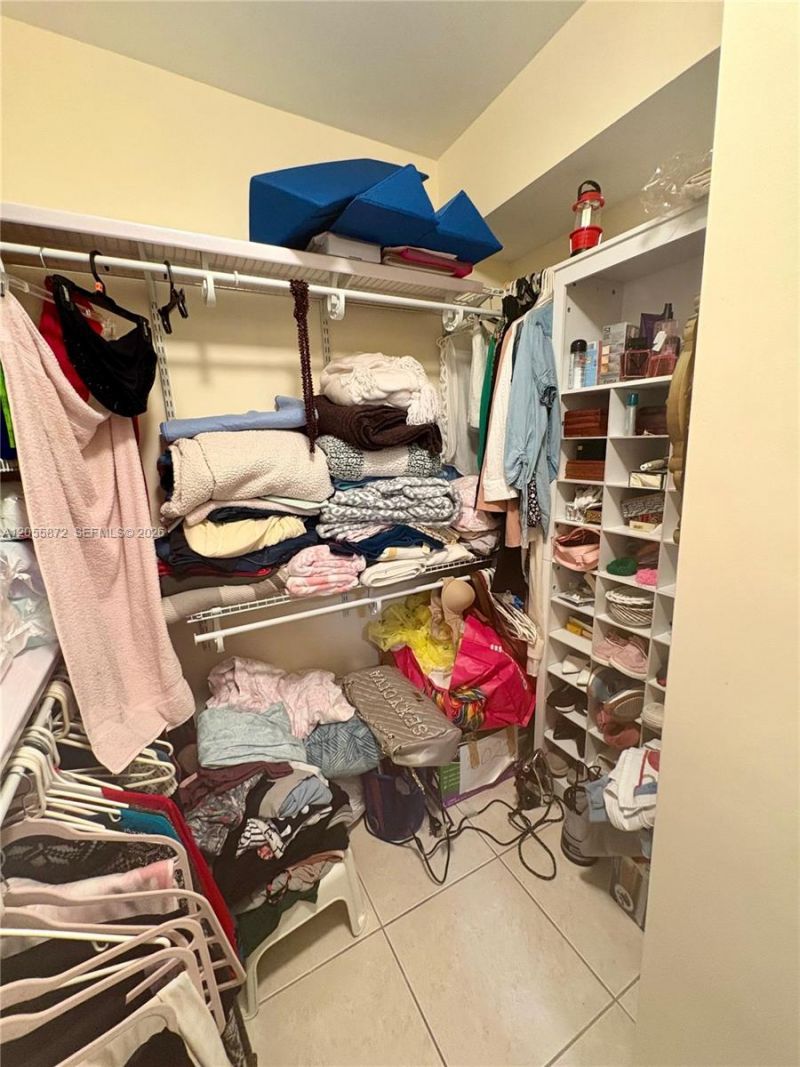 5050 NW 7th St , Unit 309, Miami, FL 33126 Photo