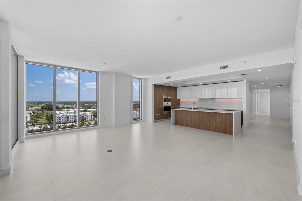 5713 Bowen Daniel Dr., Unit 1506, Tampa, FL 33616 Photo