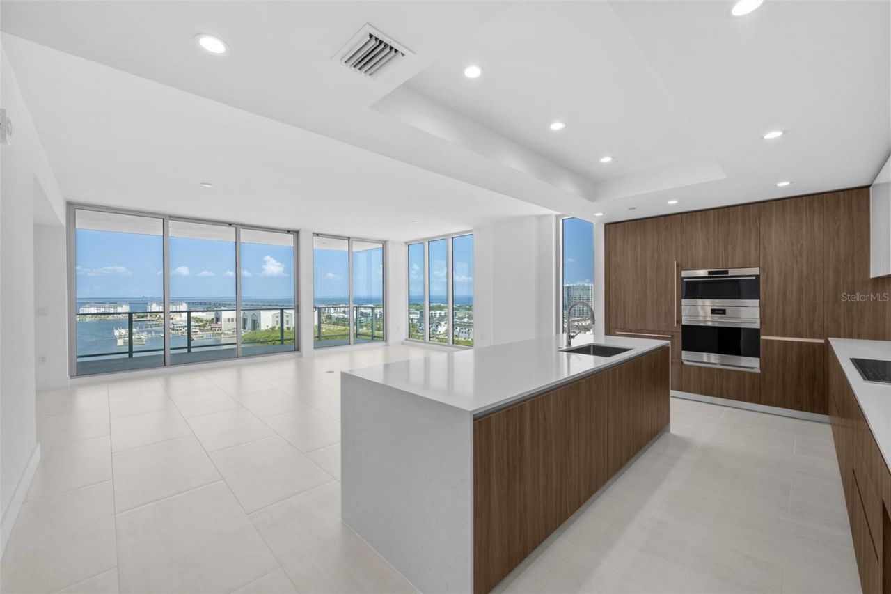 5713 Bowen Daniel Dr., Unit 1506, Tampa, FL 33616 Photo