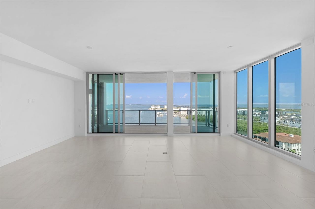 5713 Bowen Daniel Dr., Unit 1506, Tampa, FL 33616 Photo