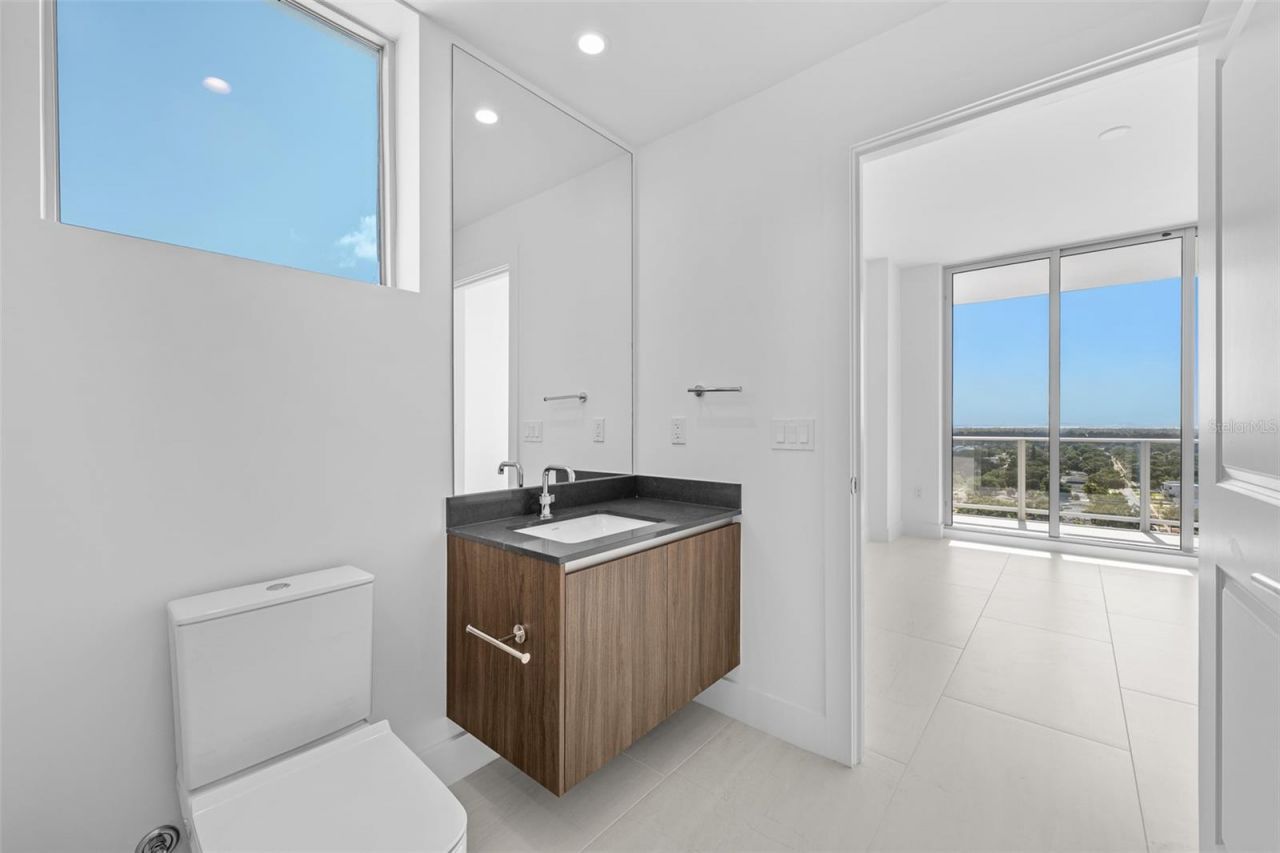 5713 Bowen Daniel Dr., Unit 1506, Tampa, FL 33616 Photo