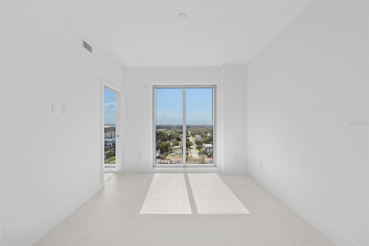 5713 Bowen Daniel Dr., Unit 1506, Tampa, FL 33616 Photo