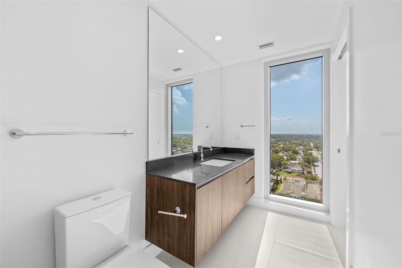 5713 Bowen Daniel Dr., Unit 1506, Tampa, FL 33616 Photo
