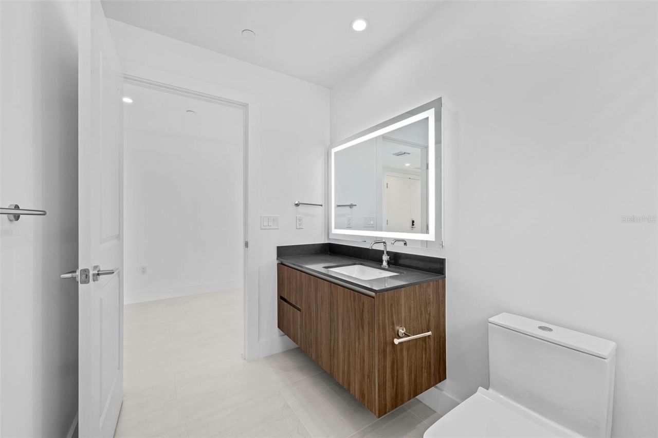 5713 Bowen Daniel Dr., Unit 1506, Tampa, FL 33616 Photo