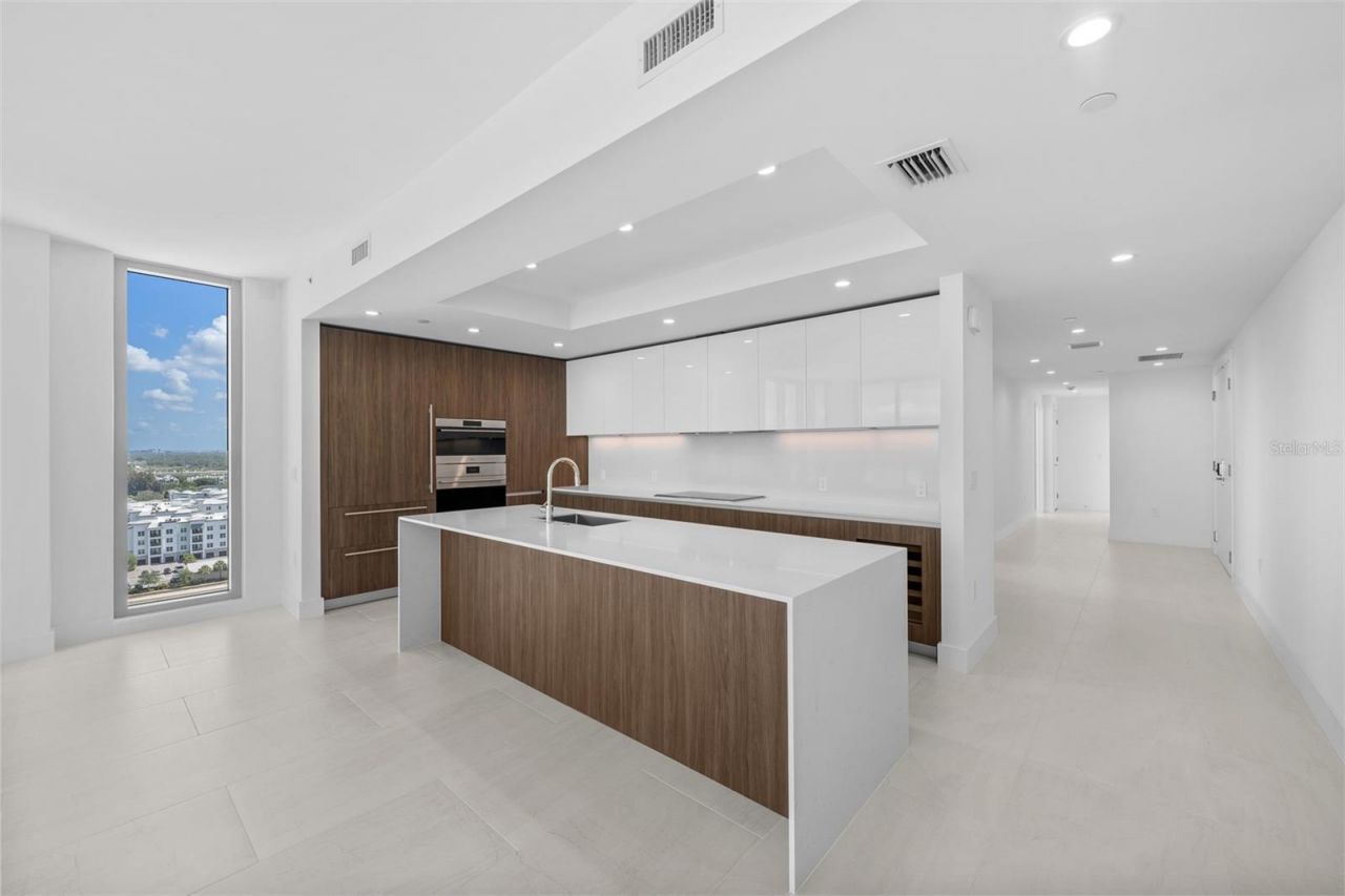 5713 Bowen Daniel Dr., Unit 1506, Tampa, FL 33616 Photo
