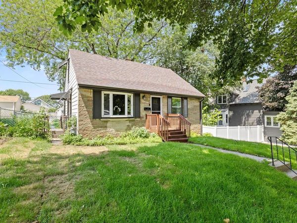 3819 S Arctic AVENUE, Saint Francis, WI 53235