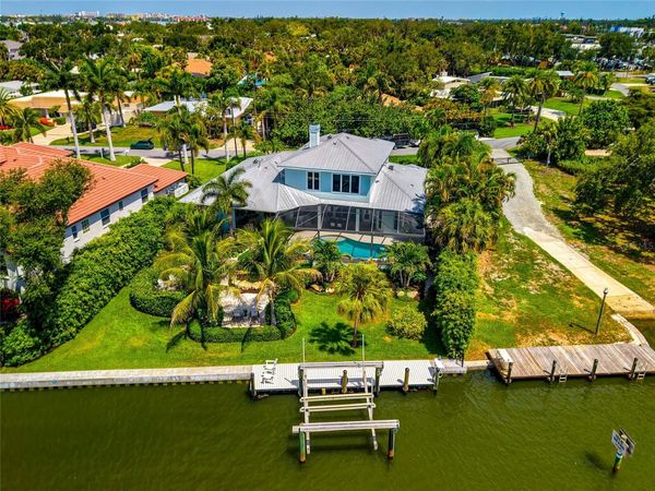 7631 COVE TERRACE , SARASOTA, FL 34231