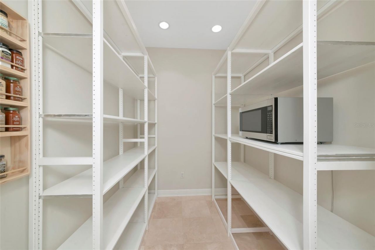 7631 Cove Terrace, Sarasota, FL 34231 Photo