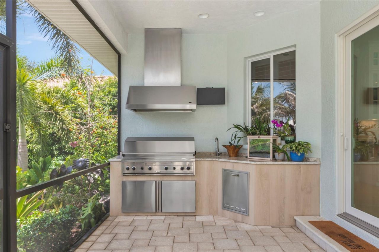 7631 Cove Terrace, Sarasota, FL 34231 Photo