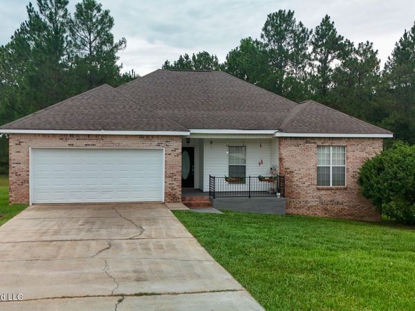 21645 E Ridge Drive, Saucier, MS 39574