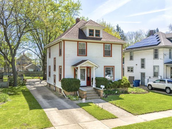 427 Grand Avenue, Aurora, IL 60506