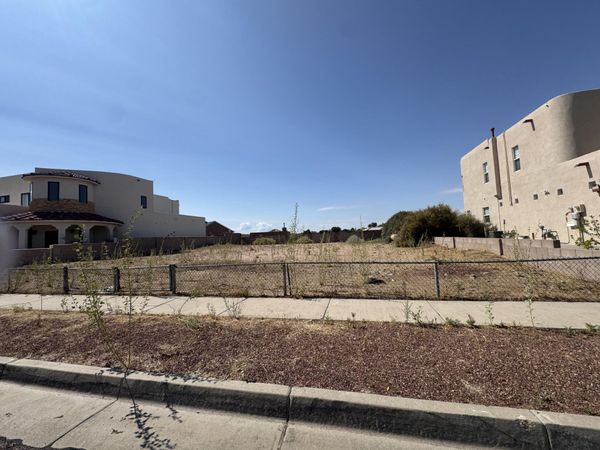 4540 Arrowhead Avenue NW, Albuquerque, NM 87114