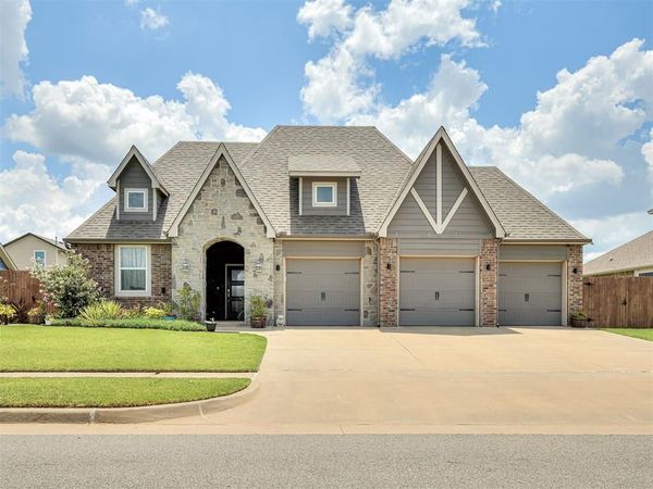 11412 NW 104th Street, Yukon, OK 73099