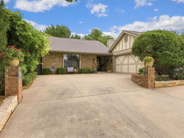 3233 Raintree Road, Oklahoma City, OK 73120