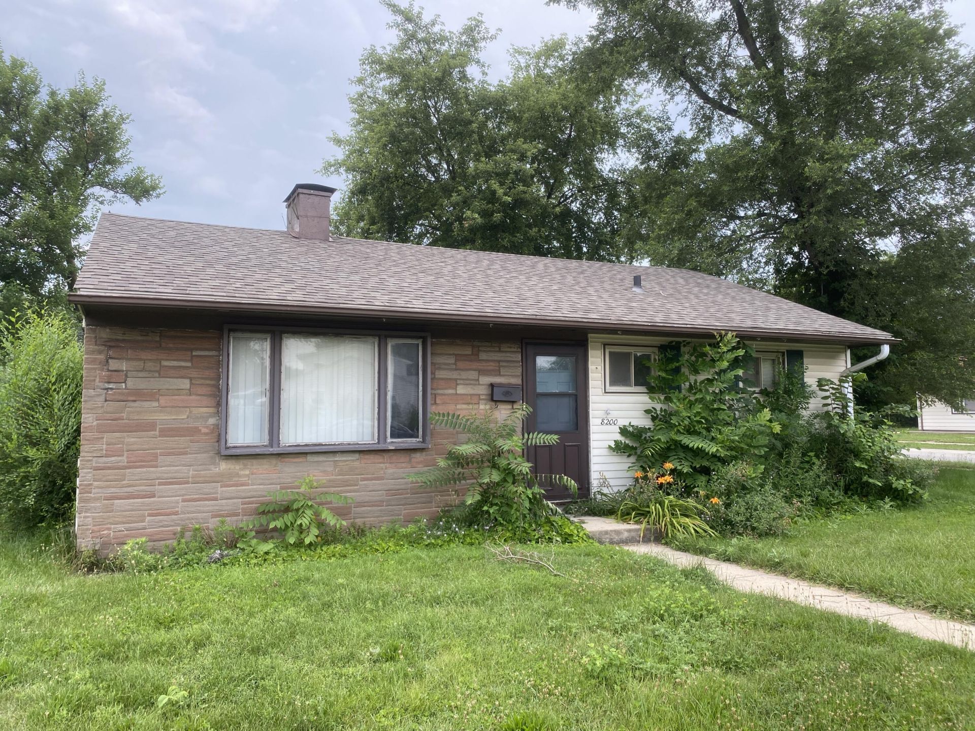 8200 Rosewood Court, Highland, IN 46322 Main Photo