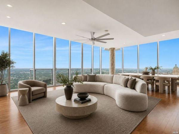 610 E Market St, Unit 3001, San Antonio, TX 78205