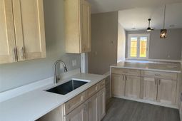 1716 Tuxedo Junction photo 4