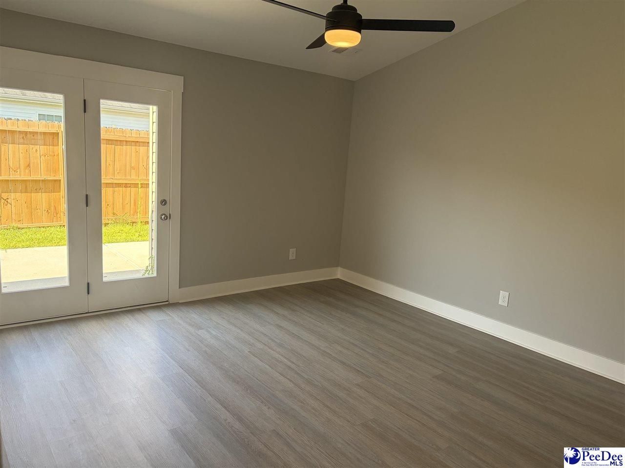 1716 Tuxedo Junction Photo 6