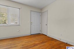 1900 New Hope Drive photo 4