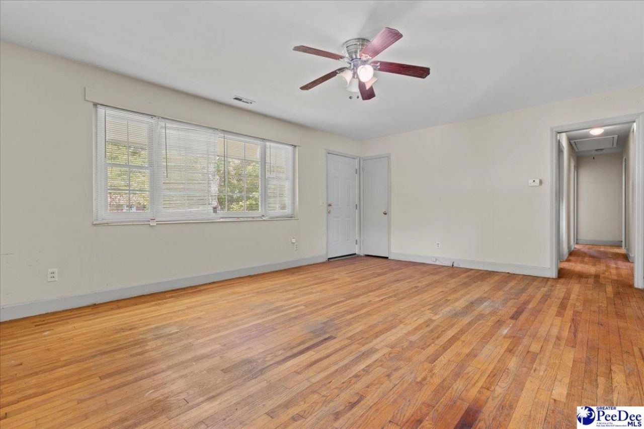 1900 New Hope Drive Photo 6