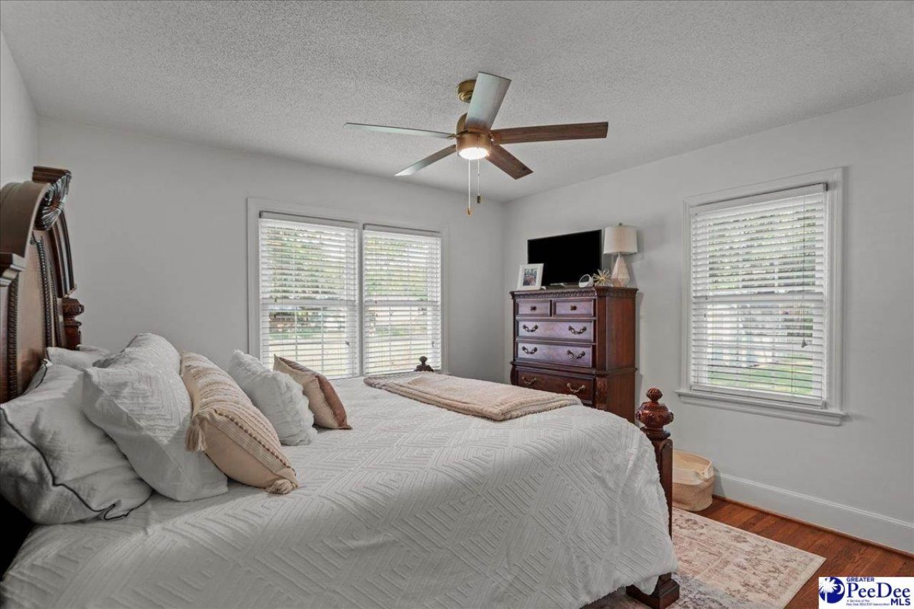 59 Lynn Ave Photo 15