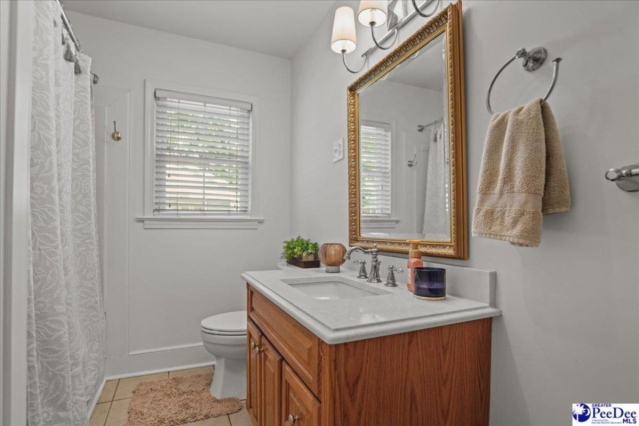 59 Lynn Ave Photo 18