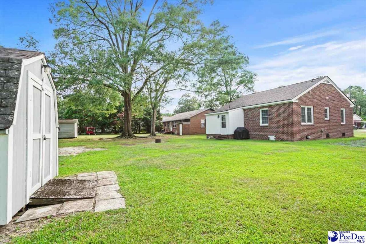59 Lynn Ave Photo 26