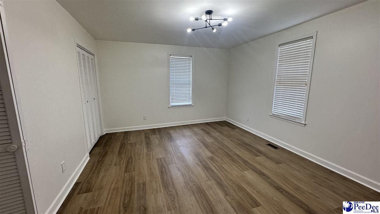 803 Pearl Street Photo 9