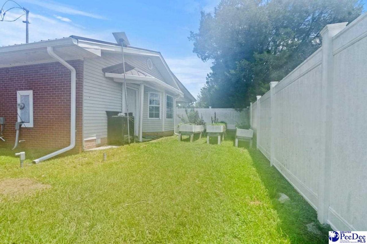 1213 S Friendfield Rd Photo 32