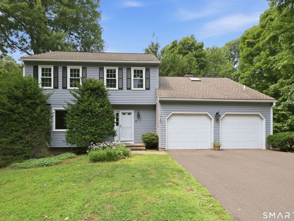 28 Green Woods, Farmington, CT 06085