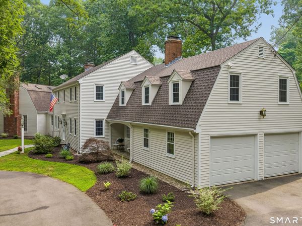 10 Metacomet, Farmington, CT 06032