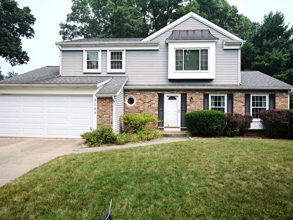 7189 Bridlewood Circle, Portage, MI 49024
