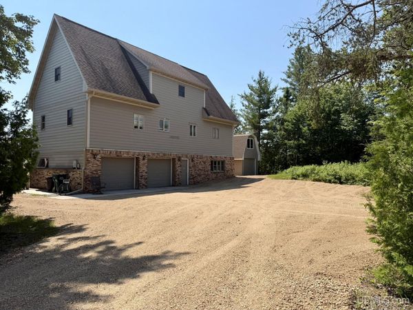 7957 W US2 Highway, Thompson Twp, MI 49854